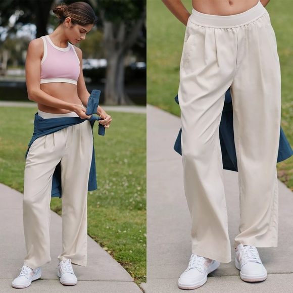 VARLEY | Athleisure Soft Riggs Loose Fit Pants 27" in Oyster Grey | Size Small - Picture 5 of 13